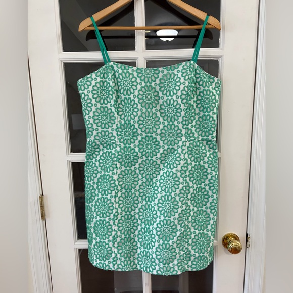 Lilly Pulitzer Shelli Eyelet Romper - Size 14 - botanical green - Picture 3 of 8